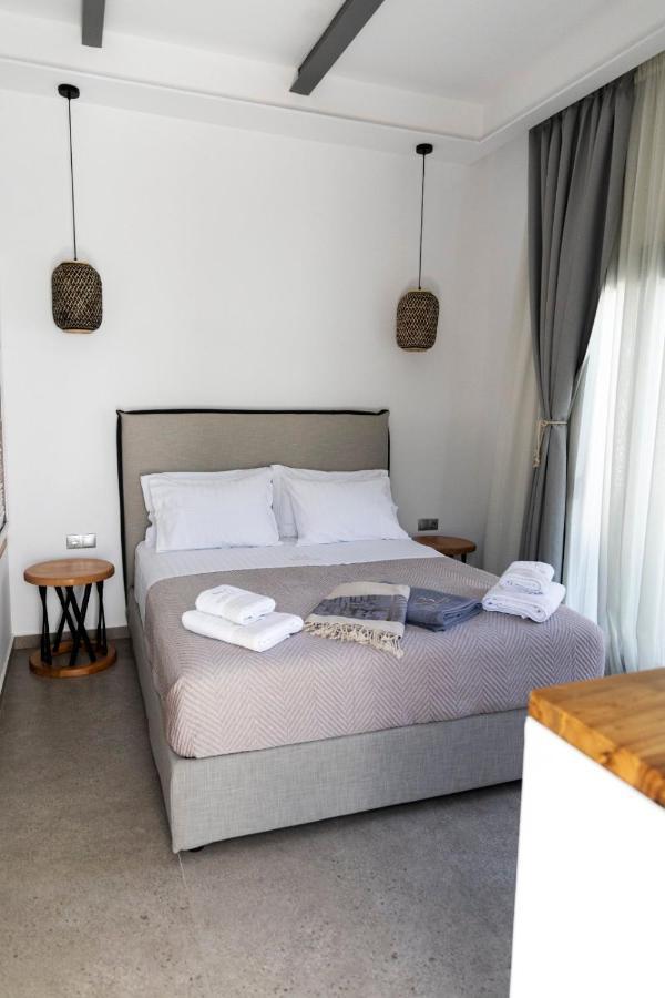 Skyros Blue Suites Exteriör bild