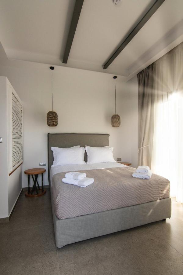 Skyros Blue Suites Exteriör bild